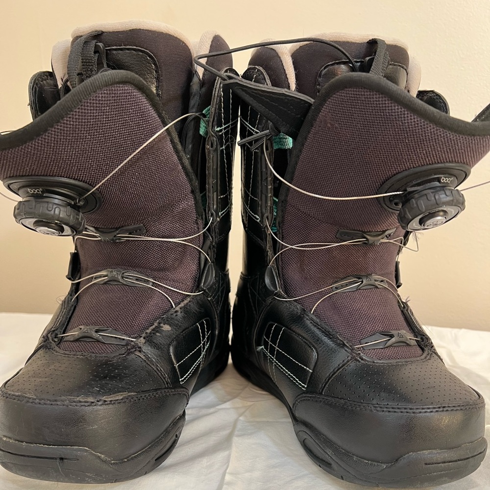 K2 Vail Snowboard Boots BOA Size 7